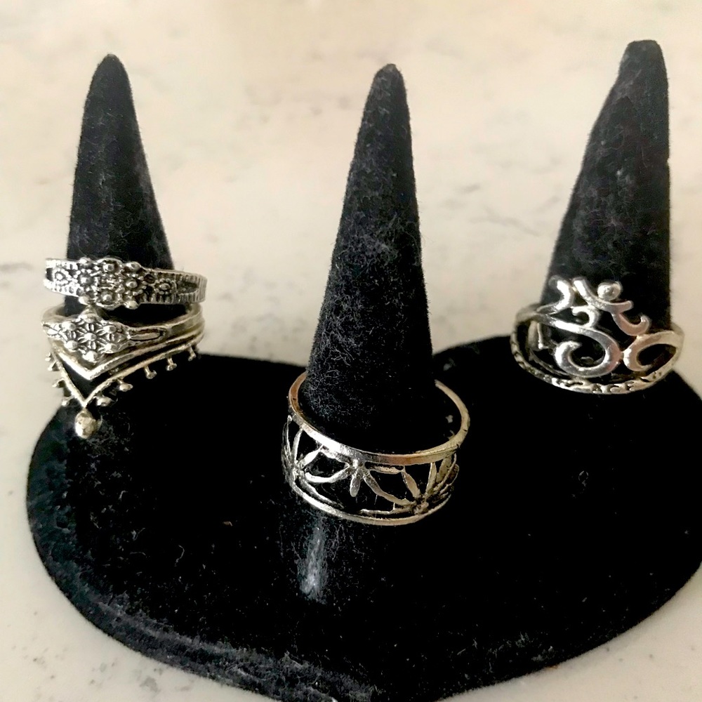 🎉5for$25.00 Rings stackable silver rings - Picture 1 of 5